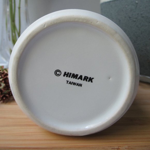 Porcelain Cheese Shaker by Himark, Taiwan - Picture 11 of 14